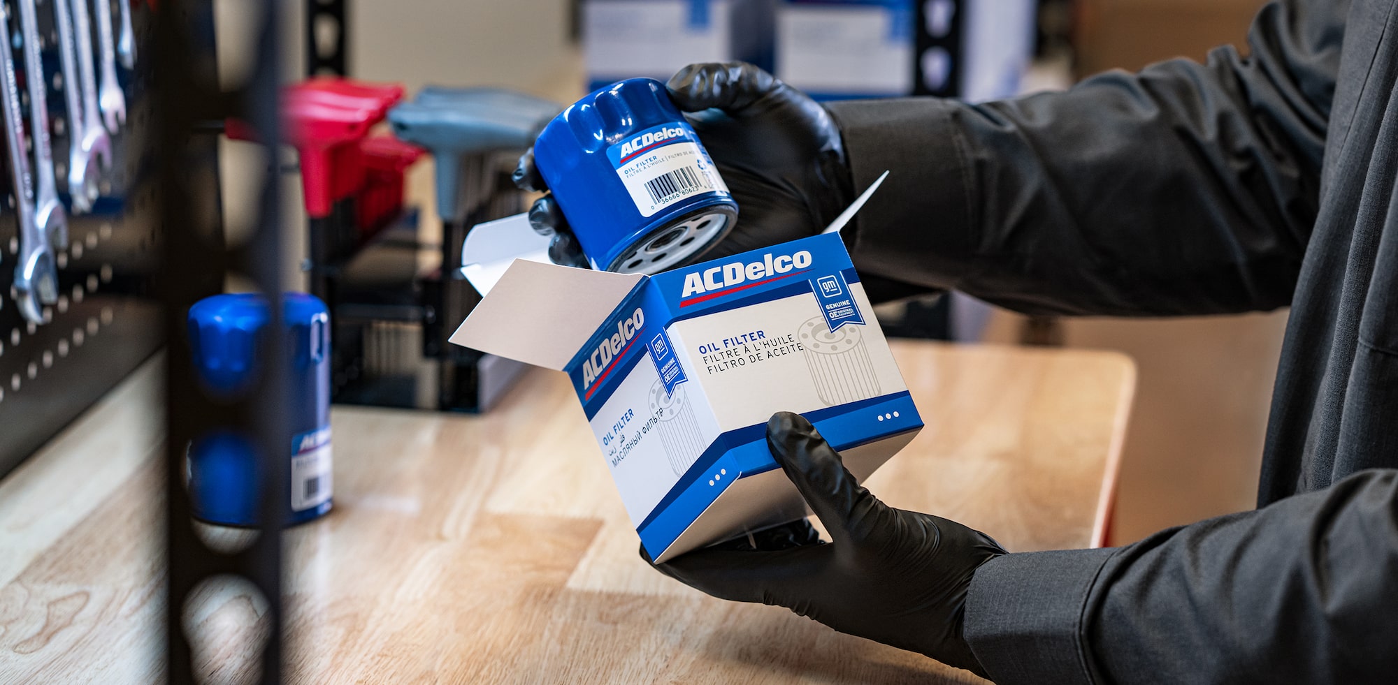 Placing a Blue ACDELCO Engine Filter inside a Box